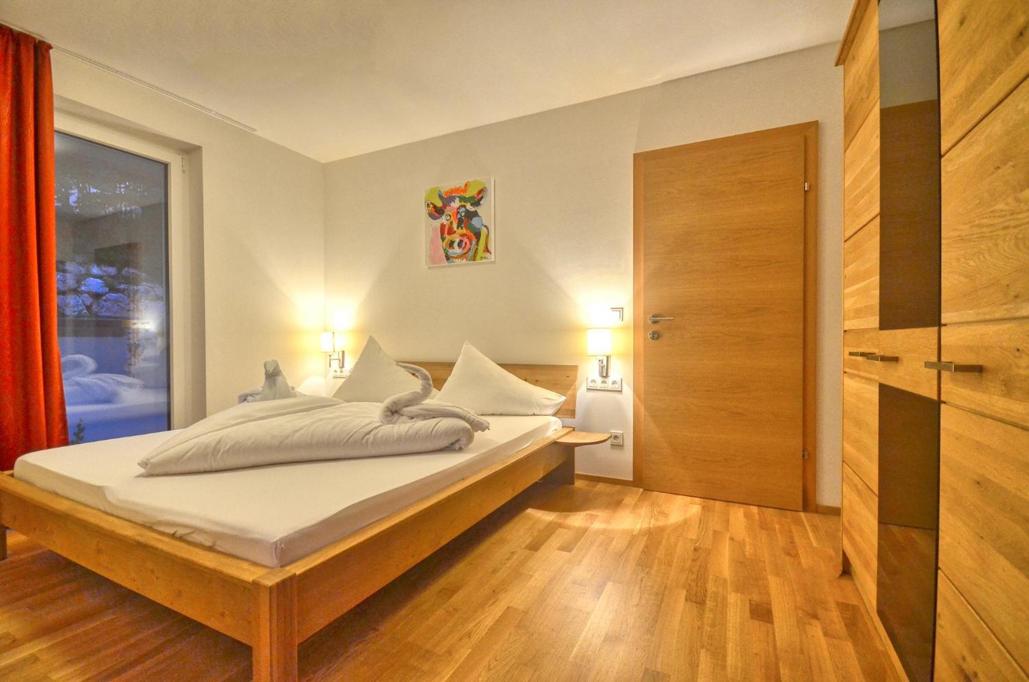 Alpin & Seeresort Top 10 - By Alpen Apartments Zell am See Exterior foto