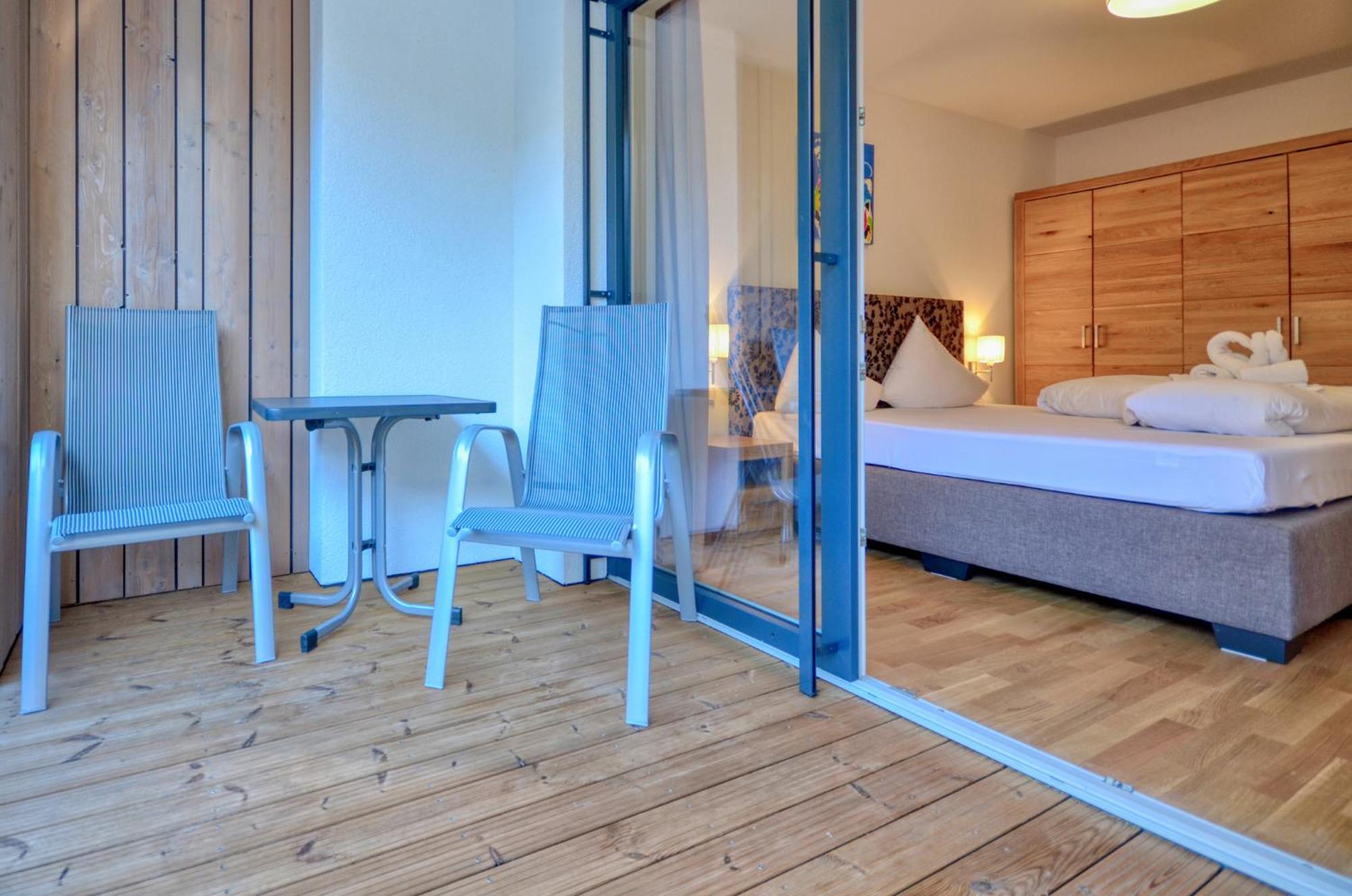 Alpin & Seeresort Top 10 - By Alpen Apartments Zell am See Exterior foto