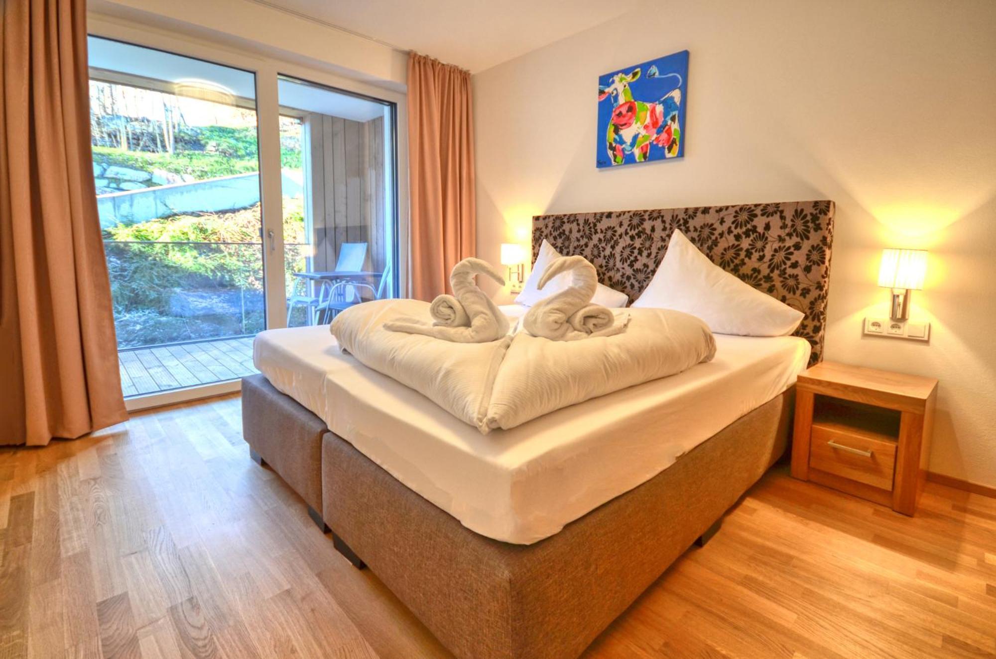 Alpin & Seeresort Top 10 - By Alpen Apartments Zell am See Exterior foto